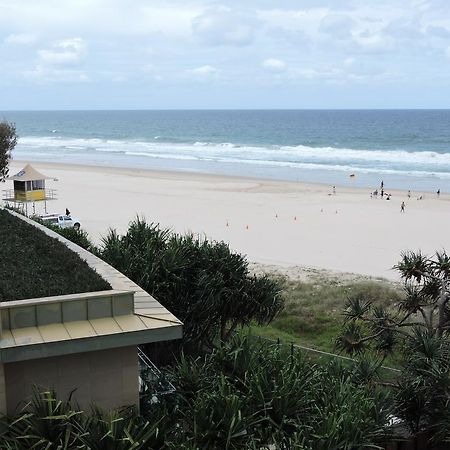President Holiday Apartments - Absolute Beachfront Голд-Кост Экстерьер фото